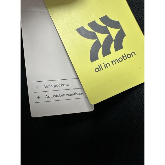 NWT All In Motion Women’s Black NEW Jogger Pants Sweatpants Soft Fleece Pull On - Picture 4 of 6